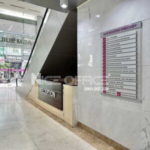 Bảng tên công ty và lễ tân tại tòa nhà ACM Building