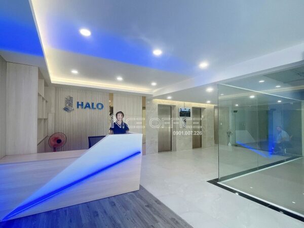 Lễ tân tại tòa nhà Halo Building Đinh Bộ Lĩnh