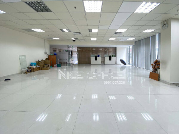 Mặt bằng trống tại tòa nhà ITower Nguyễn Hoàng Group