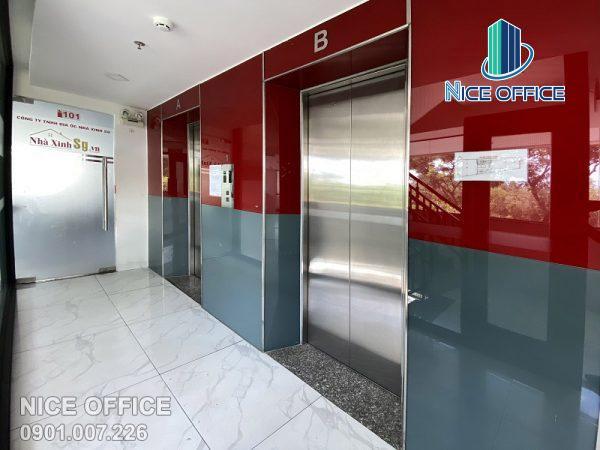 2 thang máy tại tòa nhà văn phòng cho thuê HKL Building