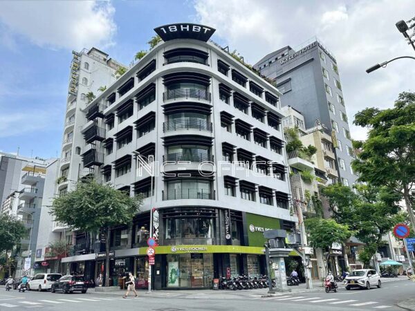 Tòa nhà 18HBT Building