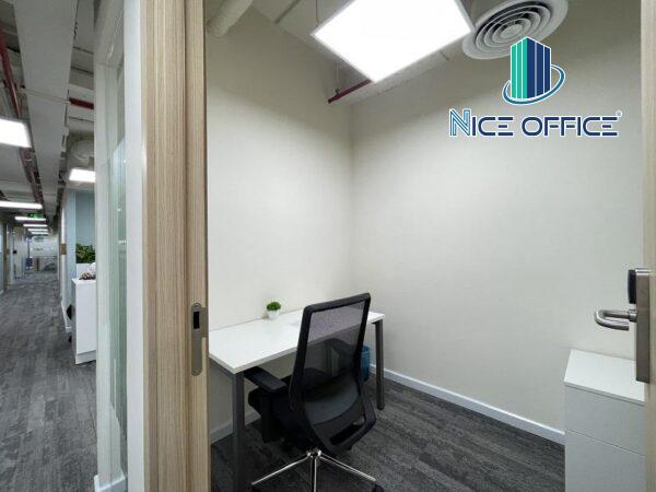 Phòng làm việc size nhỏ với không gian riêng biệt tại Regus Thảo Điền