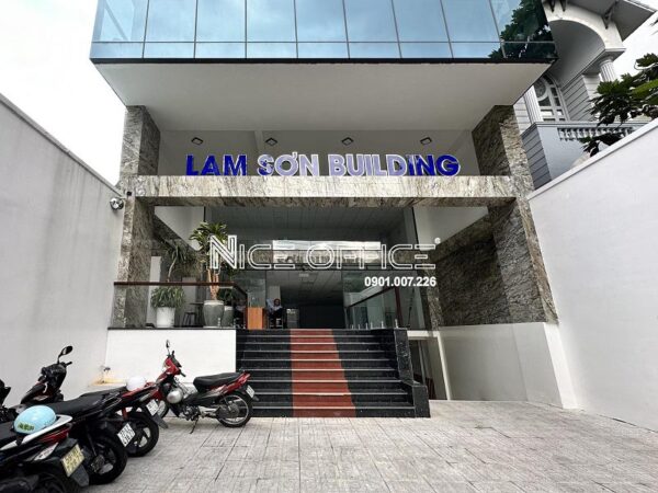 Mặt tiền tòa nhà Lam Sơn Building