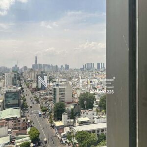 View đường Phan Đăng Lưu nhìn từ tầng 12 tòa nhà L'mak 68 Phan Đăng Lưu